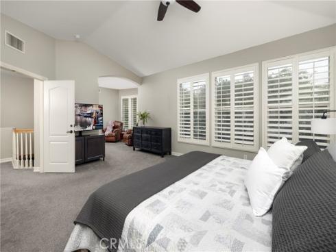 10 Spring , Irvine, CA