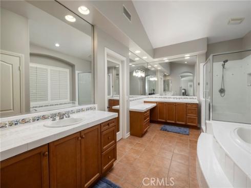 10 Spring , Irvine, CA