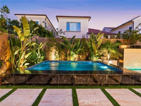 244 Coal Mine , Irvine, CA