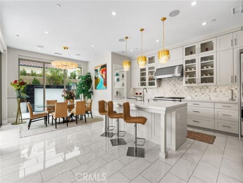 244 Coal Mine , Irvine, CA