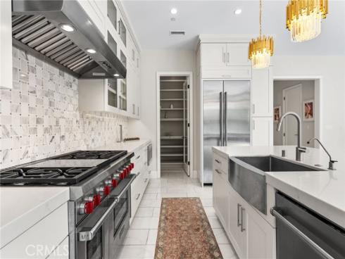 244 Coal Mine , Irvine, CA