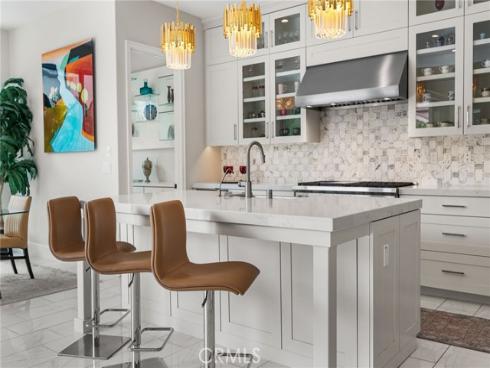 244 Coal Mine , Irvine, CA