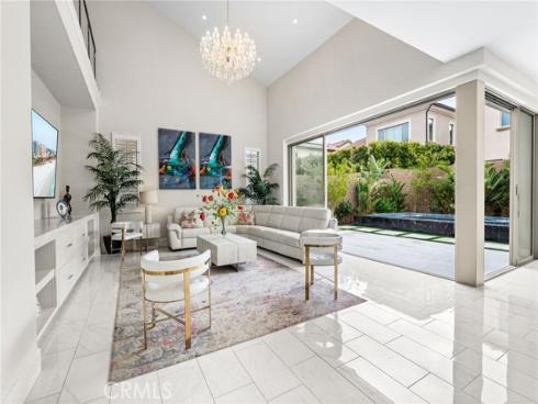 244 Coal Mine , Irvine, CA