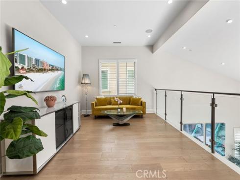 244 Coal Mine , Irvine, CA