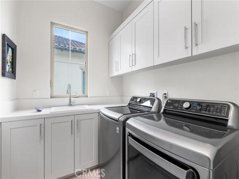 244 Coal Mine , Irvine, CA