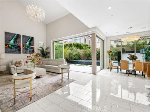 244 Coal Mine , Irvine, CA