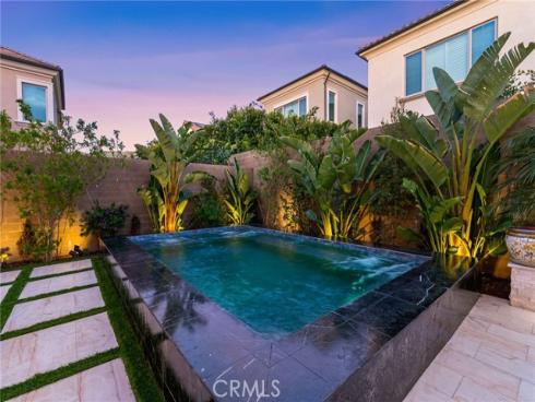 244 Coal Mine , Irvine, CA