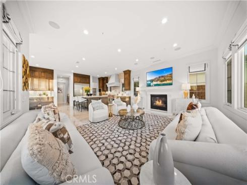 100 Headwaters , Irvine, CA