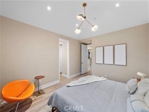 103 Winnett , Irvine, CA