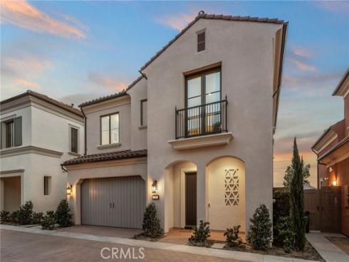 103 Winnett , Irvine, CA