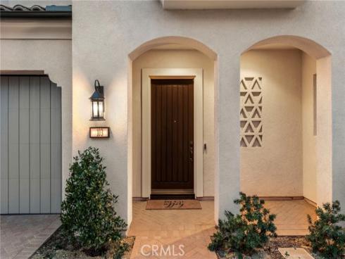 103 Winnett , Irvine, CA