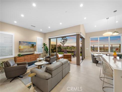 103 Winnett , Irvine, CA