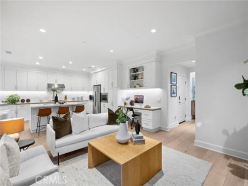 84 Bianco , Irvine, CA