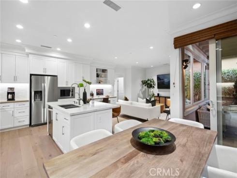 84 Bianco , Irvine, CA