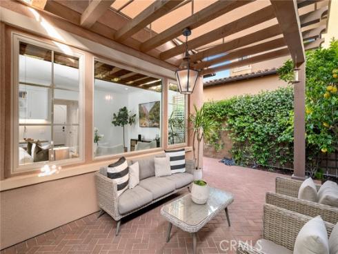 84 Bianco , Irvine, CA