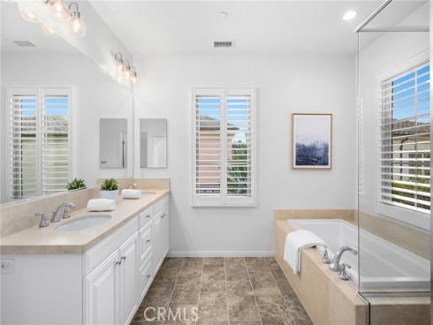 84 Bianco , Irvine, CA