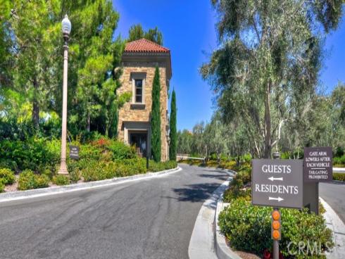 84 Bianco , Irvine, CA