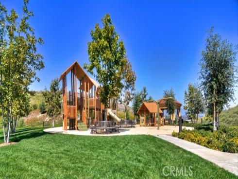 84 Bianco , Irvine, CA