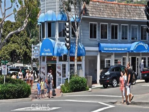 84 Bianco , Irvine, CA