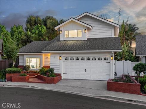 30 Yorktown , Irvine, CA
