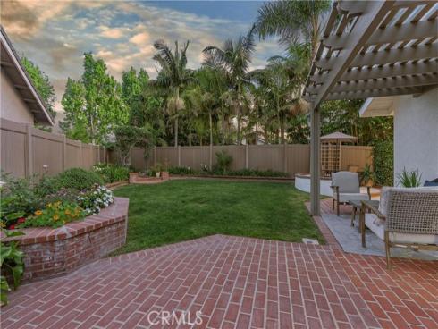 30 Yorktown , Irvine, CA