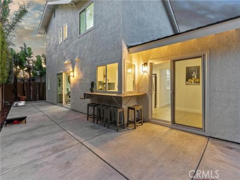 30 Yorktown , Irvine, CA