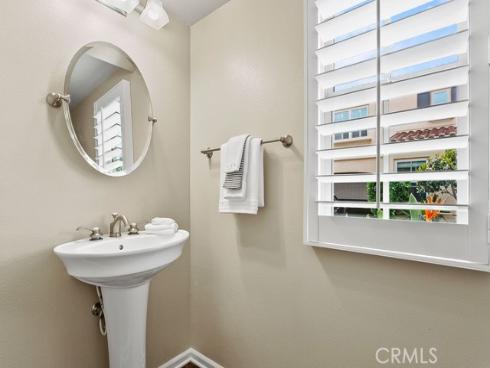 56 Marblehead , Irvine, CA