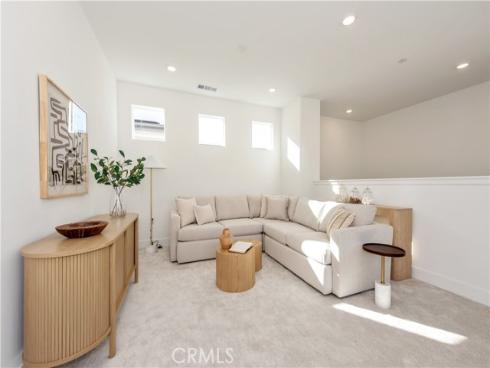 317 Sora , Irvine, CA