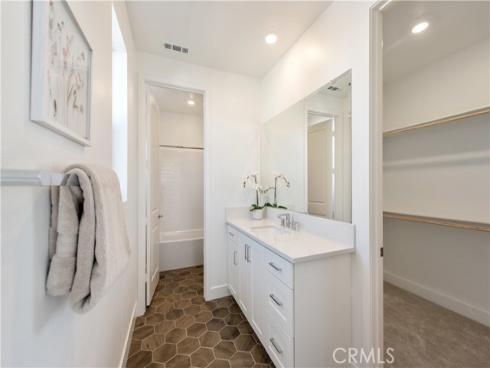 317 Sora , Irvine, CA