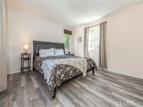 80 Great Lawn , Irvine, CA