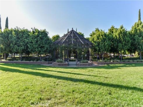 80 Great Lawn , Irvine, CA