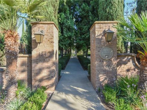 80 Great Lawn , Irvine, CA