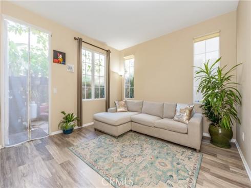 80 Great Lawn , Irvine, CA