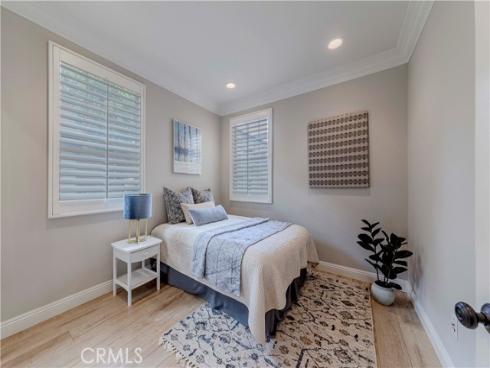 140 Full Moon , Irvine, CA