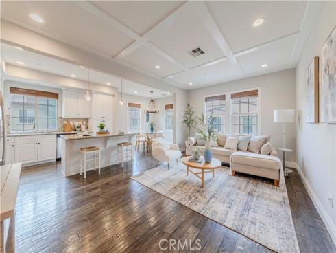 140 Full Moon , Irvine, CA