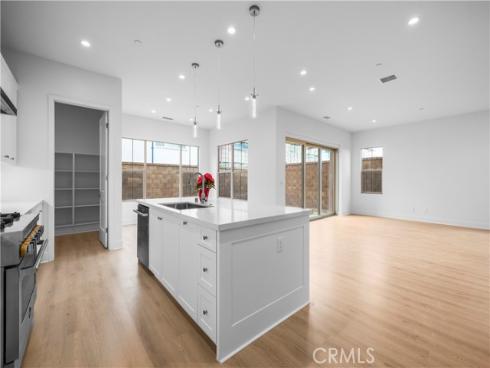 106 Eversedge , Irvine, CA