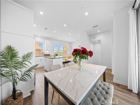 118 Outwest , Irvine, CA