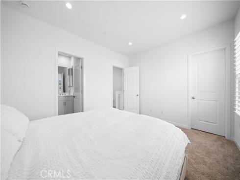 118 Outwest , Irvine, CA