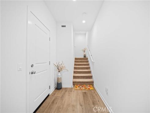 118 Outwest , Irvine, CA