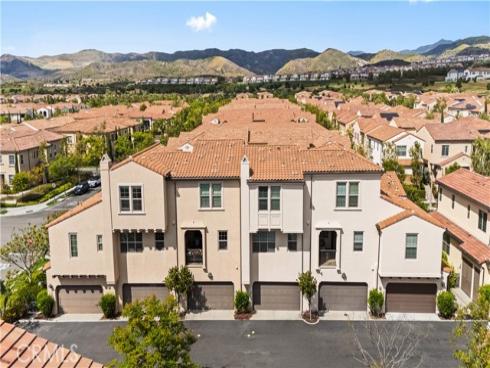 118 Outwest , Irvine, CA