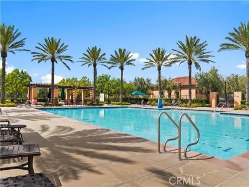 118 Outwest , Irvine, CA