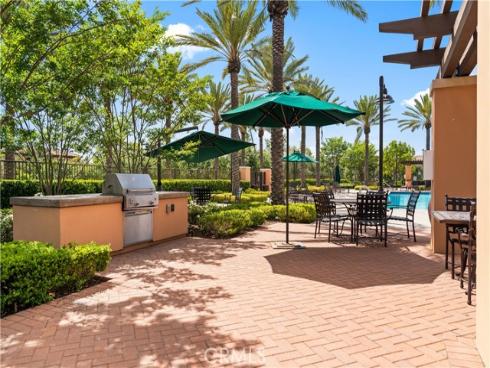 118 Outwest , Irvine, CA