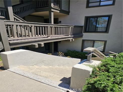 16 Rana 57 , Irvine, CA