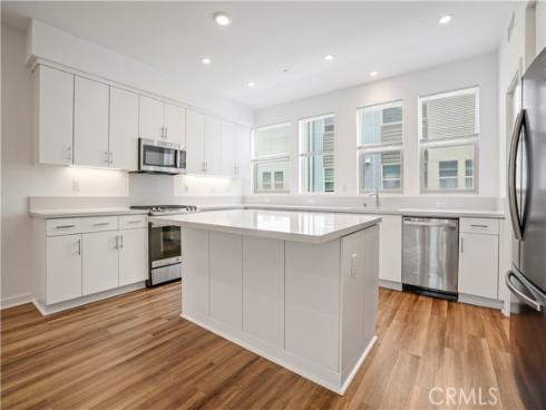 304 Placemark , Irvine, CA