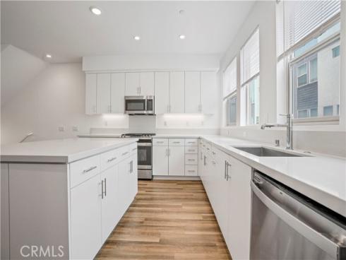 304 Placemark , Irvine, CA