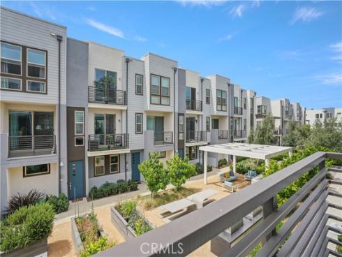 304 Placemark , Irvine, CA