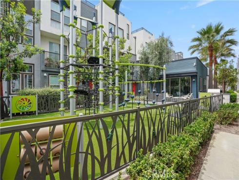 304 Placemark , Irvine, CA