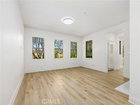 211 Groveland , Irvine, CA