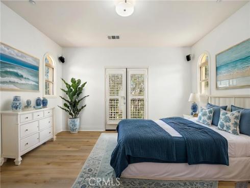 211 Groveland , Irvine, CA