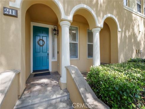 211 Groveland , Irvine, CA